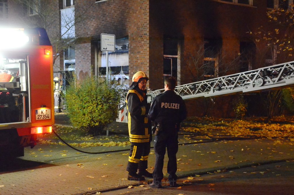 Feuer 2 Saunabrand Koeln Porz Gremberghoven Ettore Bugattiestr P039.JPG - Miklos Laubert